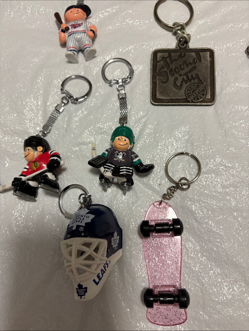 Assorted Keychain Collection - Multi-Color Keyring Set - Picture 9 of 10